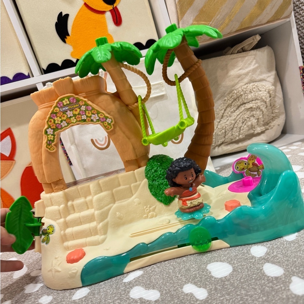 Fisher-Price Little People Disney Princess Moana Adventure Village Playset